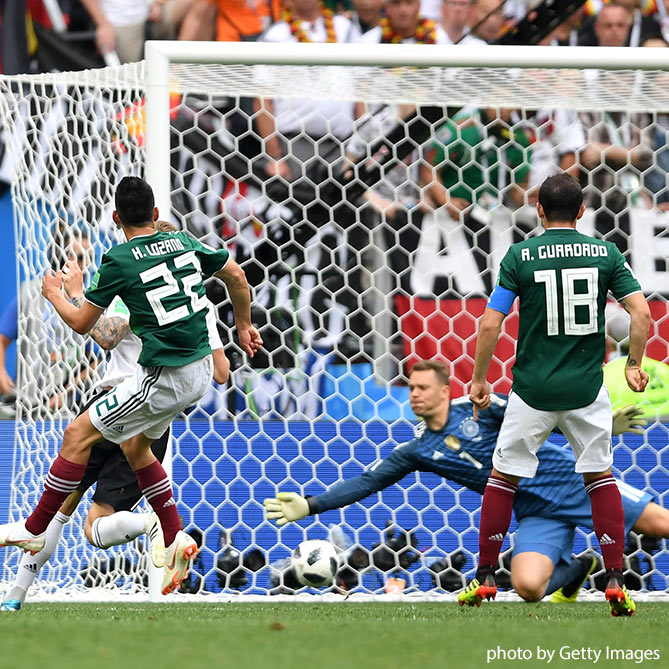 シュートはノイアーの横を抜きゴールネットを揺らした ドイツvsメキシコ Gs第1節 写真 18ロシアw杯 サッカー Dメニュースポーツ