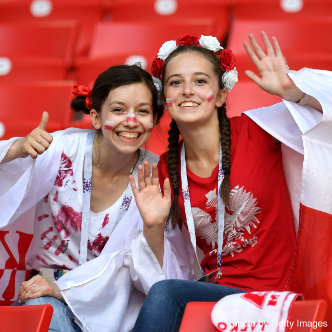 ポーランドサポーターのキュートな女性たち【ポーランドvsセネガル：GS第1節】